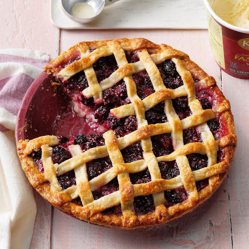Oregon — Marionberry pie