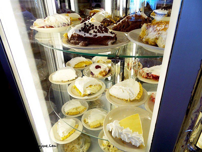 Yoder’s Amish Village – Bakery (Sarasota)