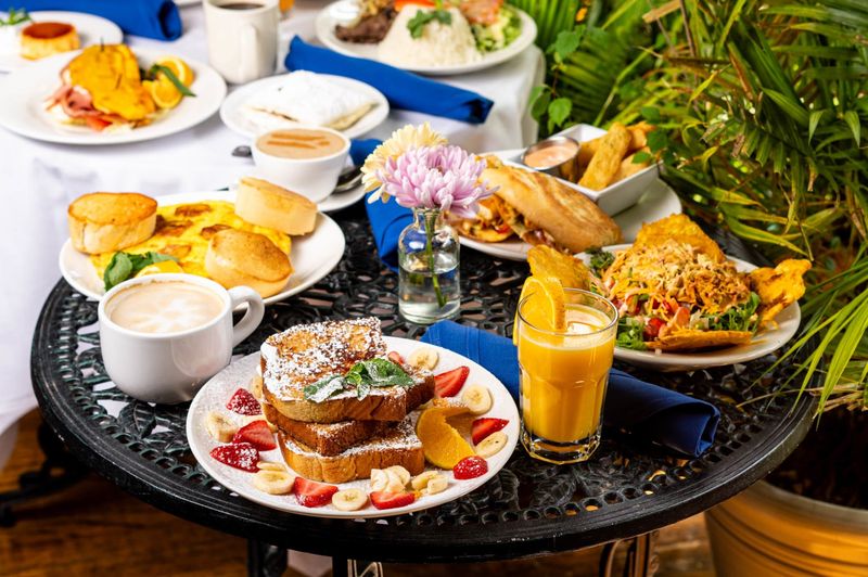 Nellie's Restaurant: Puerto Rican Breakfast Bonanza