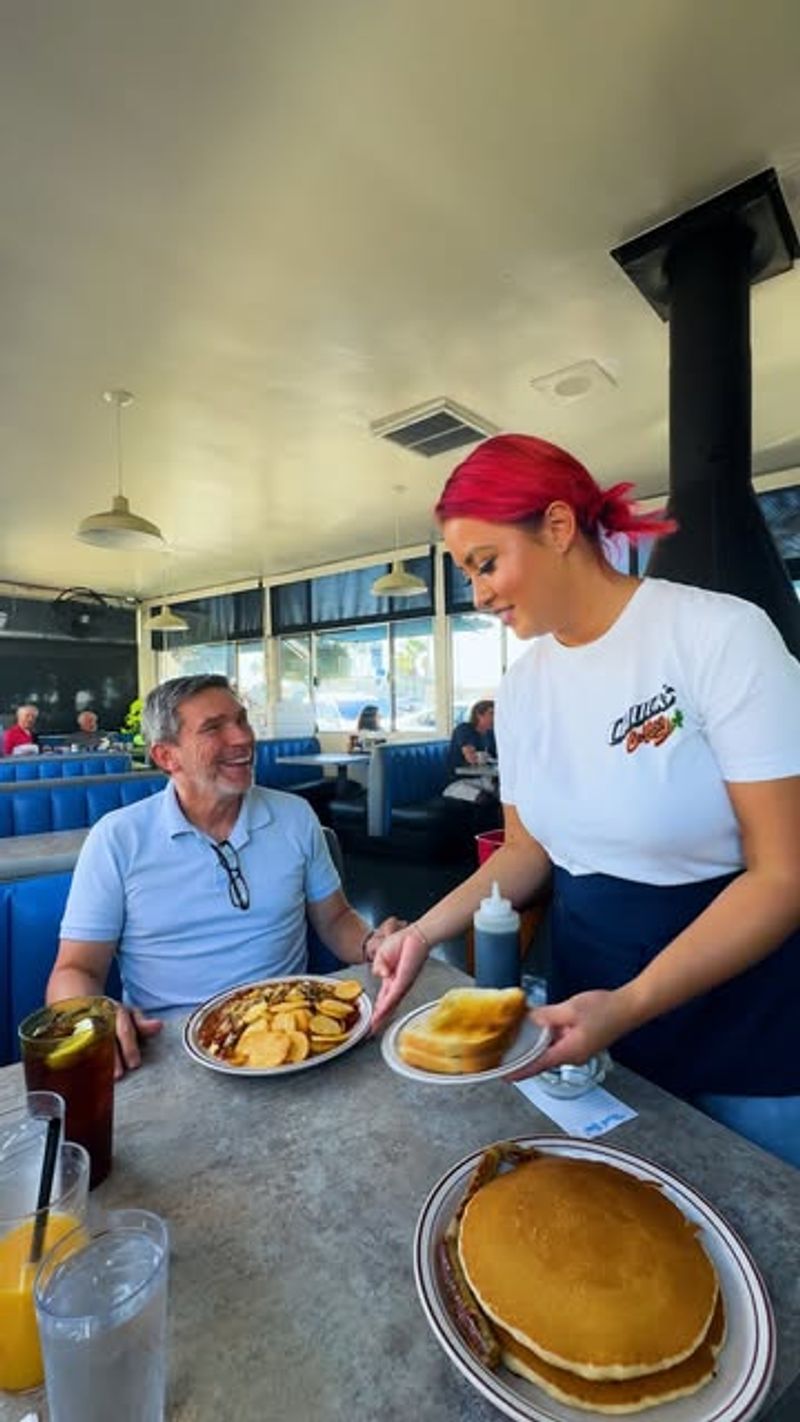 Authentic Old-School Diner Experience