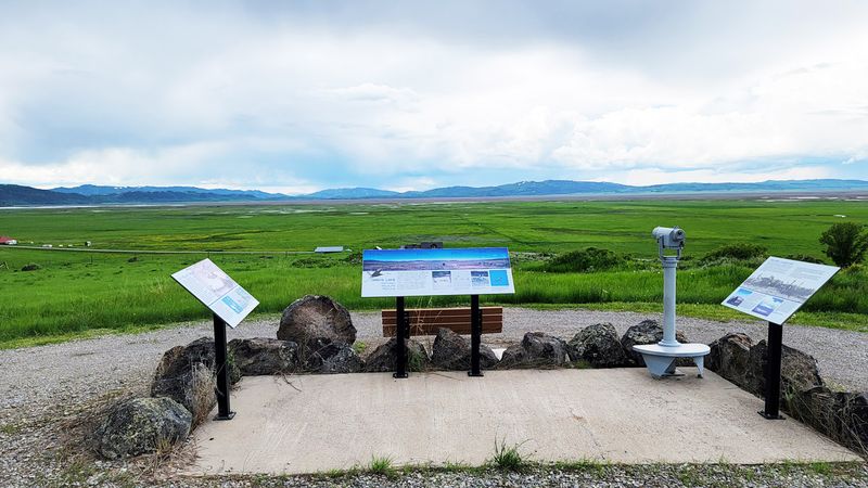 Grays Lake Refuge