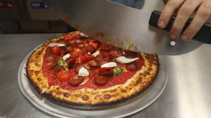 Milly's Pizza In The Pan - Chicago