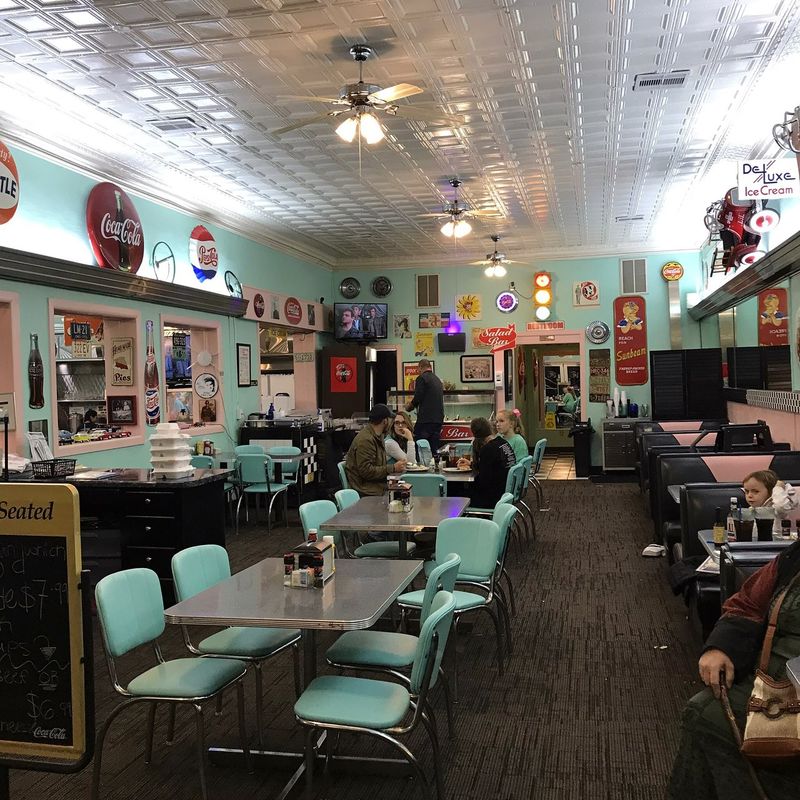 Fenders Diner (Cornelia) — Retro flashback
