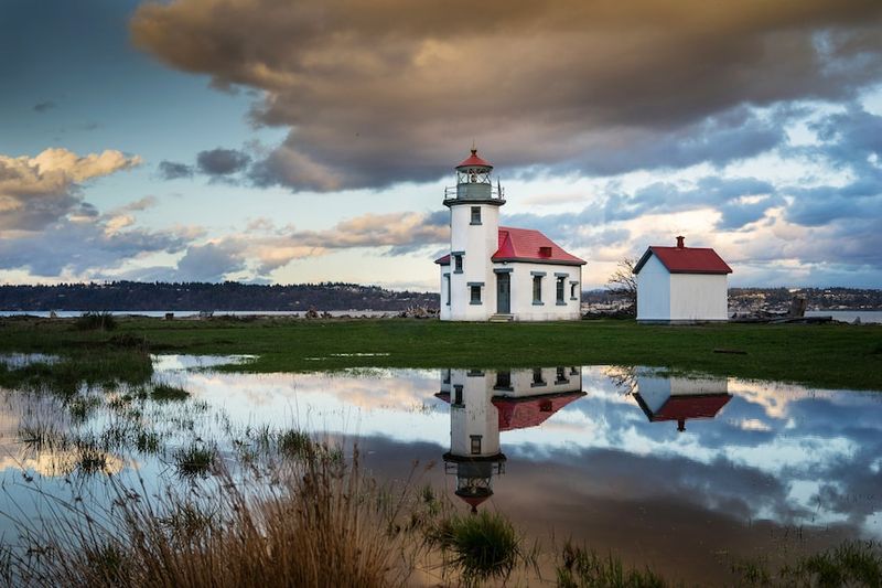 Point Robinson Light Station – Keepers' Quarters A & B (Vashon–Maury Island, Washington, USA)