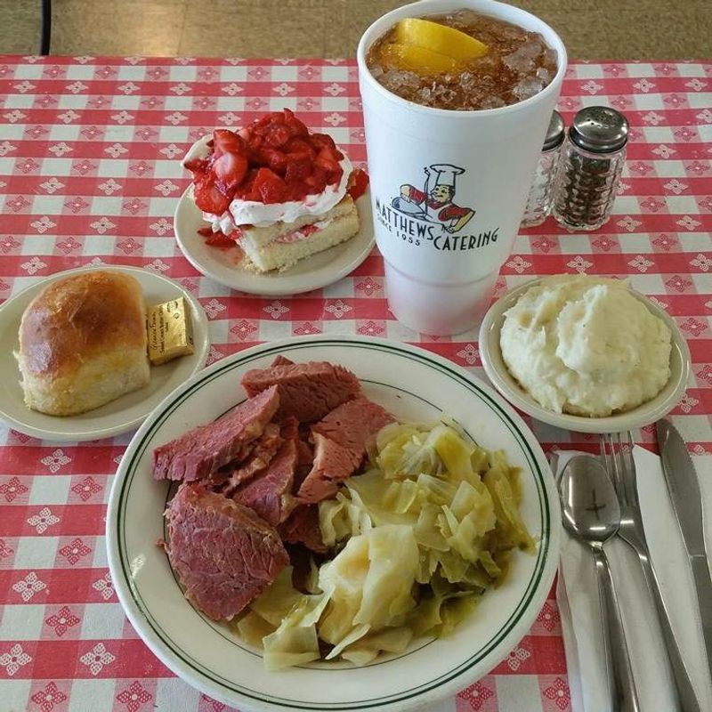 Matthews Cafeteria – Tucker