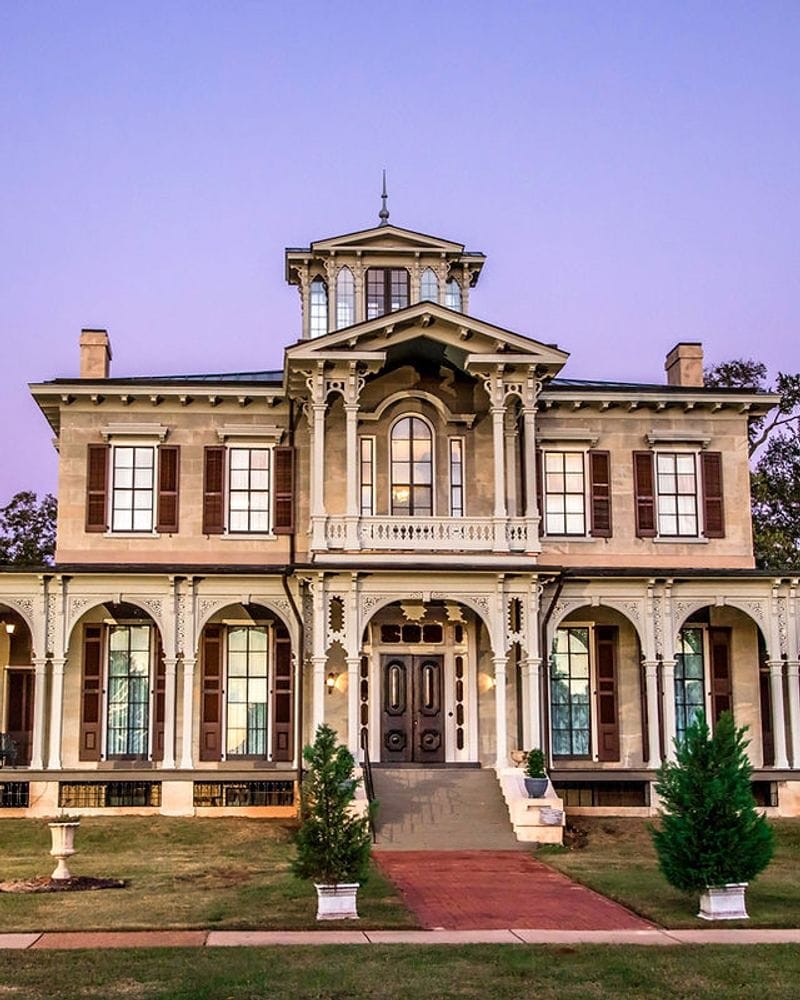 Explore Tuscaloosa's Resilient Historical Legacy