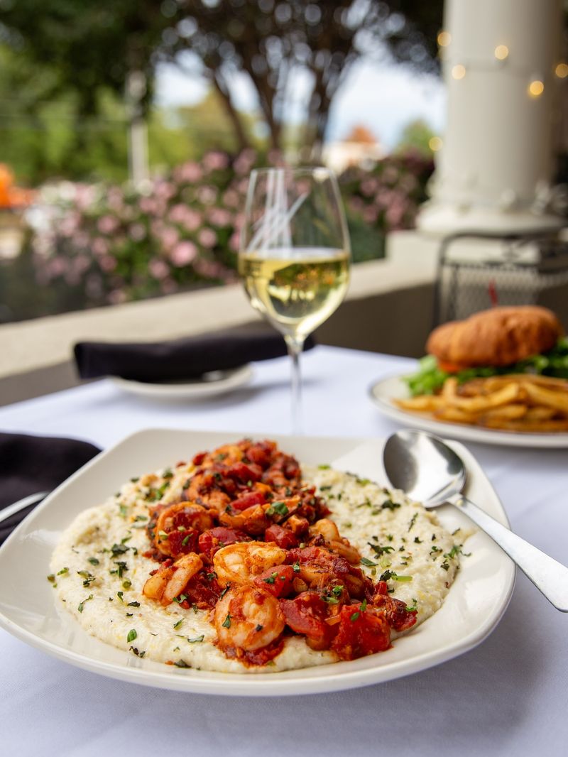Shrimp & Grits — Winston’s Grille
