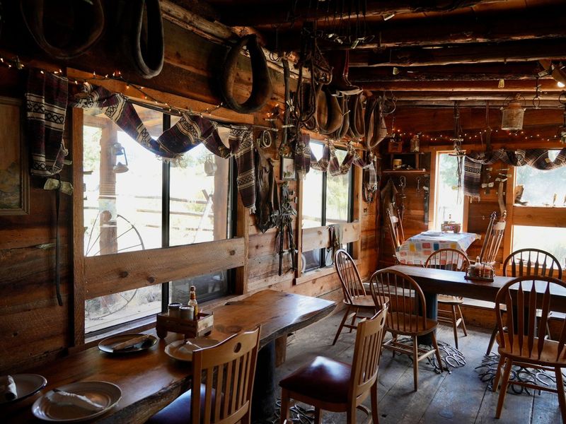Cowboy Dinner Tree — Silver Lake