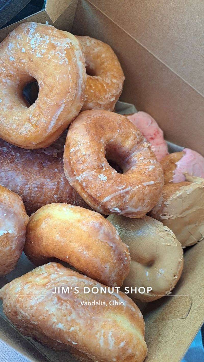 Local Food Favorites - Jim's Donuts and Airline Dairy Creme