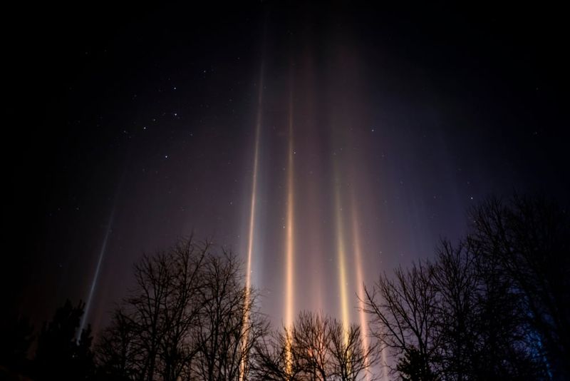 Atmospheric Light Refraction