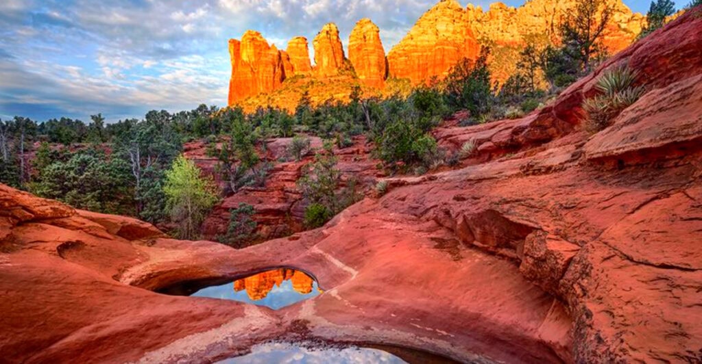 The Arizona Town Locals Use to Access the Most Stunning Red Rock Trails