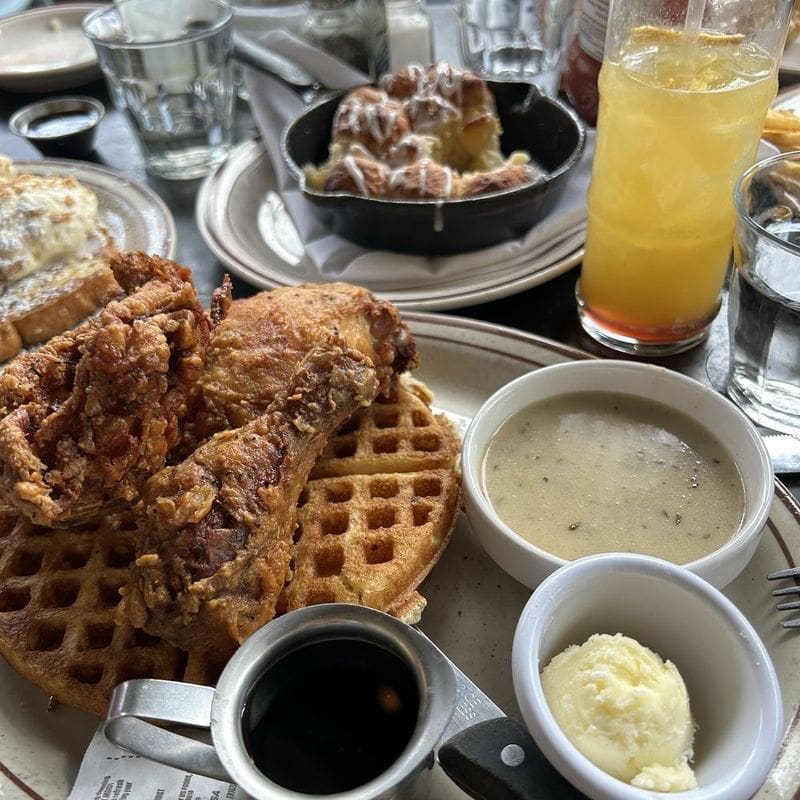 Aloy's Southern Kitchen — Denver's Newcomer with Old Soul