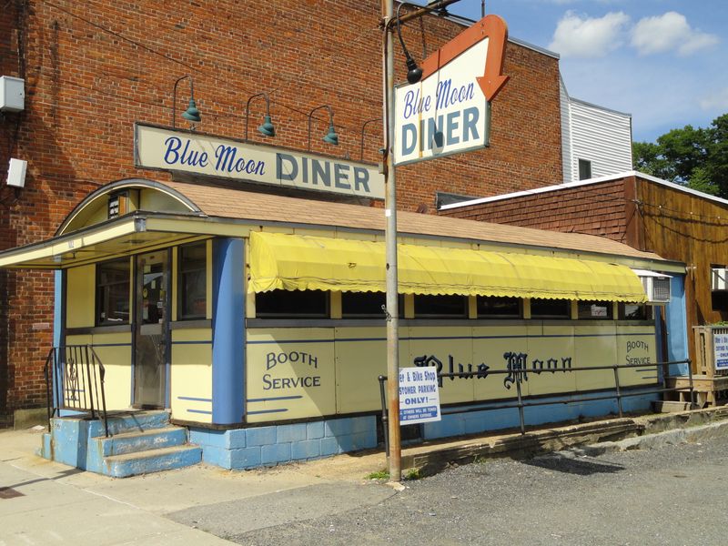 Blue Moon Diner