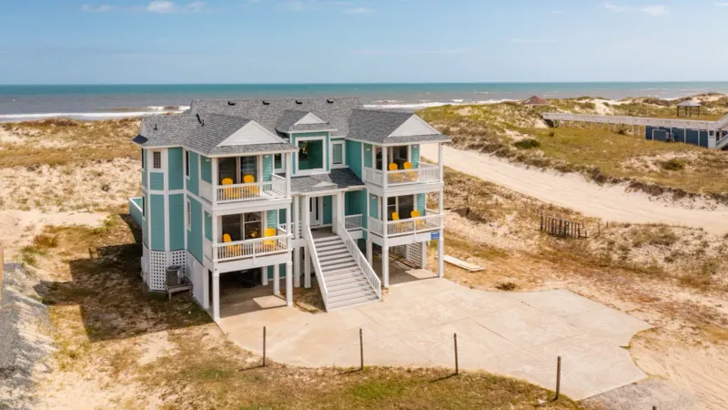 There Are No Hotels - Just Beach Houses