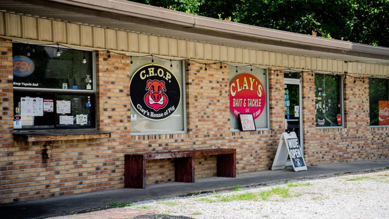 C.H.O.P. (Clay's House of Pig) - Tupelo