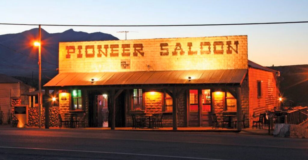 The Nevada Wonder That Glows Every Evening