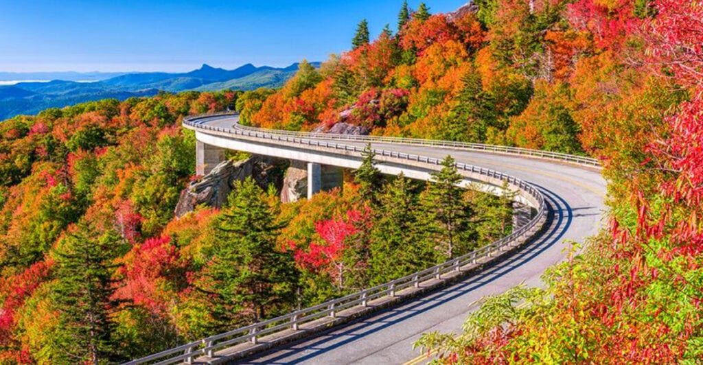 The North Carolina Mountain With Endless Fall Scenic Drives