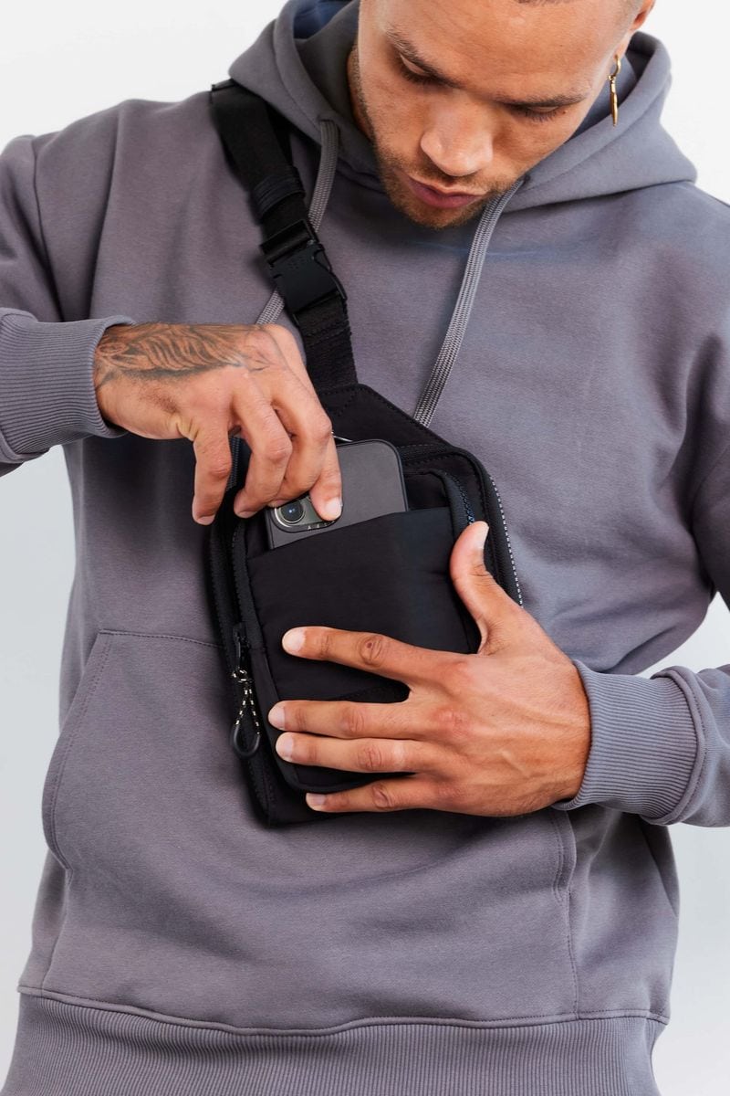 Béis The Sport Sling — Best for Travel Days