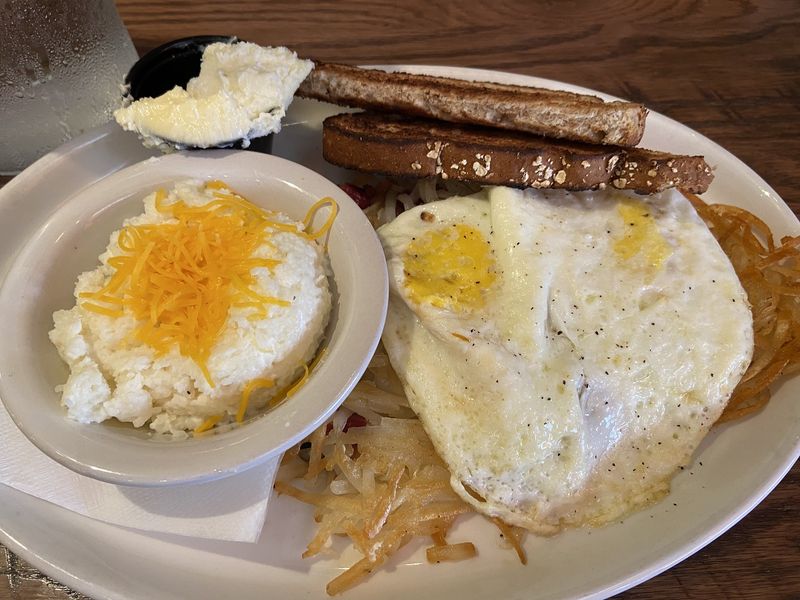 10 Must-Try Florida Breakfast Spots That Locals Say Are Worth the Hype
