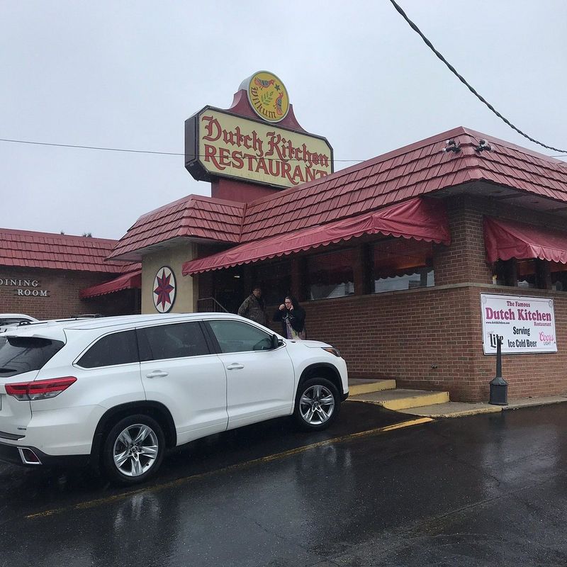 Dutch Kitchen's Pie Paradise — Frackville
