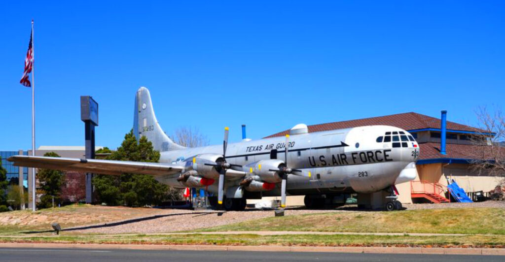 This Colorado Restaurant Turns a Giant Plane Into a Dining Adventure