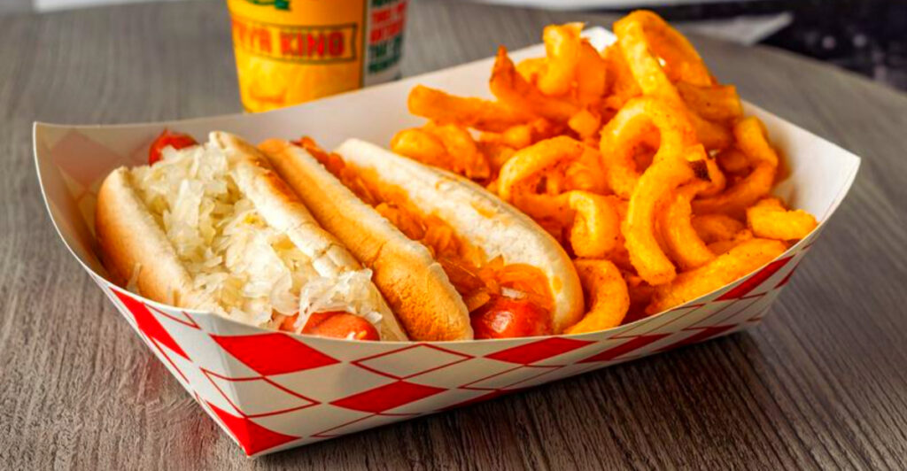 This Legendary New York Spot Still Serves Hot Dogs the Classic Way