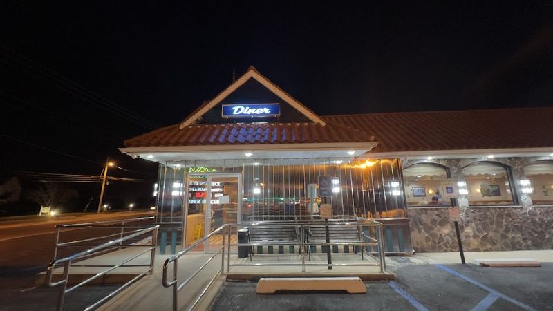 Golden Pigeon Diner - Bridgeton