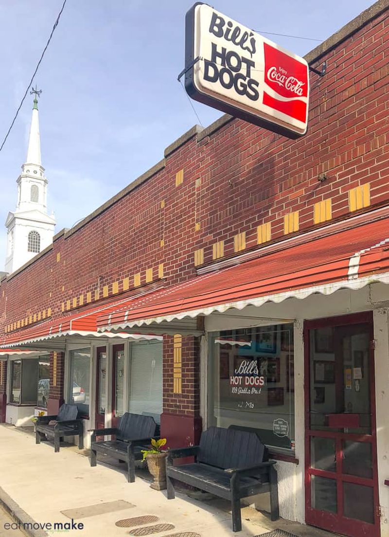 Bill's Hot Dog Stand — Washington, NC