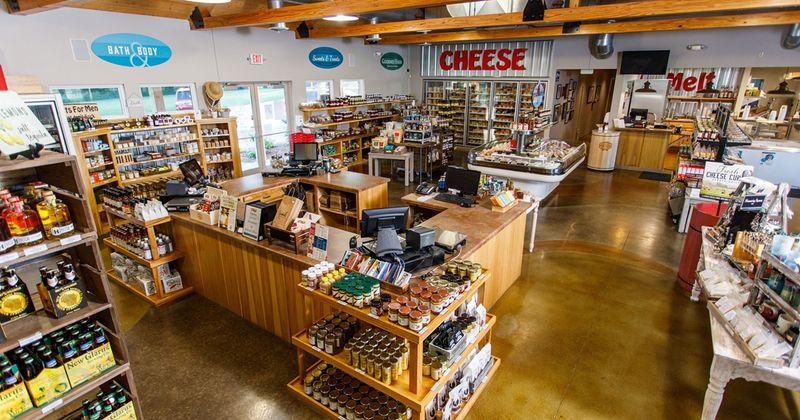 Renard’s Artisan Cheese & Melt Bistro (Sturgeon Bay, Door County)
