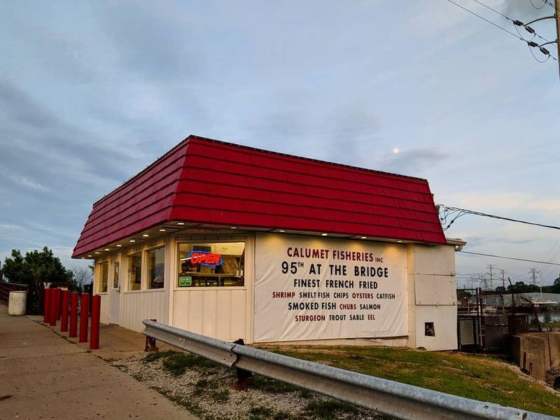 Calumet Fisheries (South Deering) — the smokehouse by the 95th Street bridge