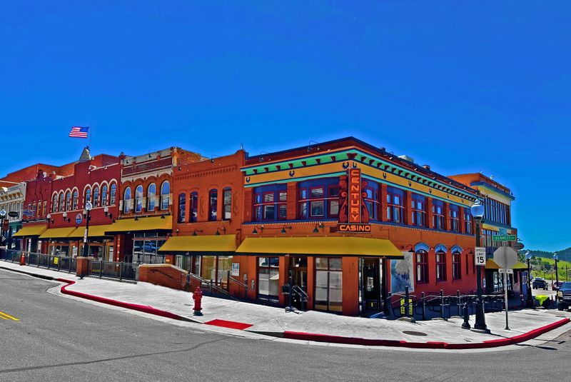 Victorian Downtown Charm Meets Modern Entertainment