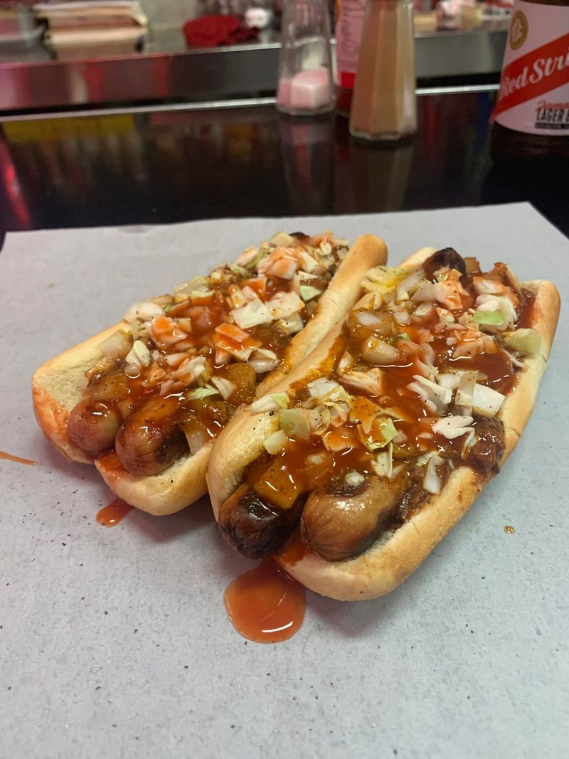 The Roast Grill: Raleigh's No-Ketchup Zone Since 1940