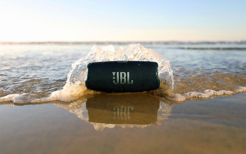 JBL Charge 5