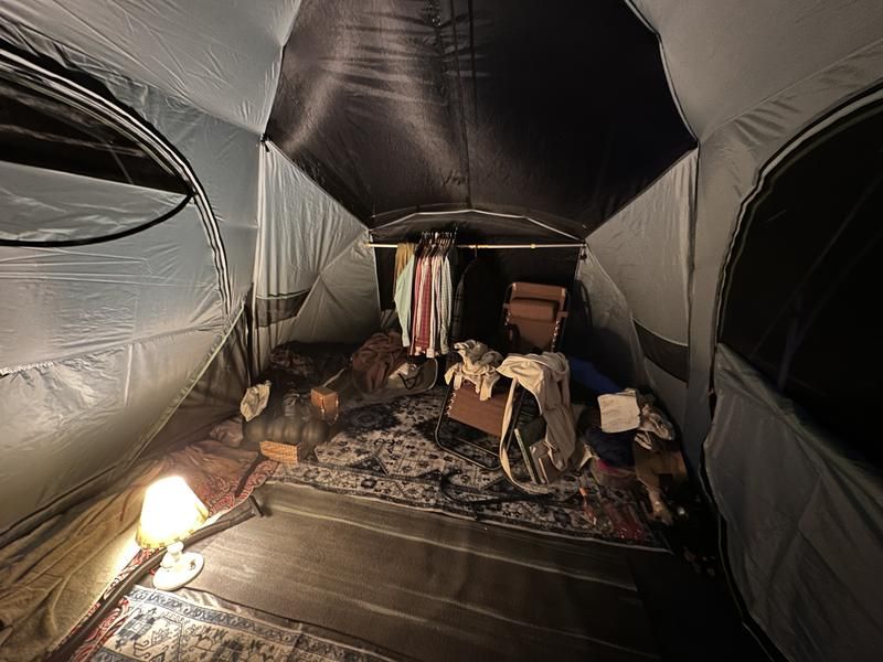 Coleman Skydome with Dark Room Technology