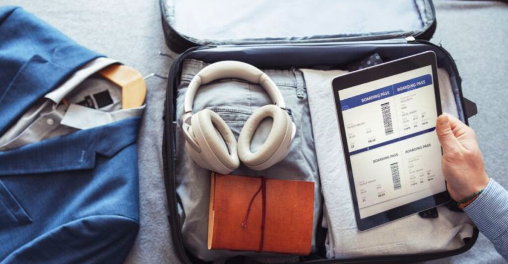10 Essential Items to Always Pack in Your Carry-On – In Case Your Luggage Goes Missing