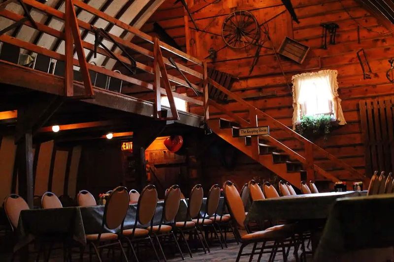 Richards Farm Restaurant - Casey