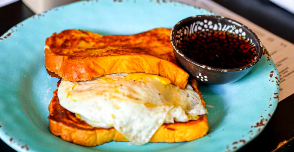 10 Massachusetts Comfort Food Spots Locals Swear Are Better Than Grandma’s Cooking