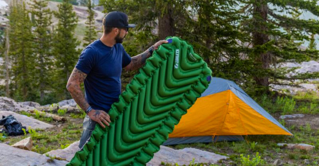 10 Must-Have Outdoor Essentials for 2025 – Tested in Real Conditions