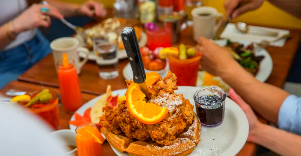 10 Oregon Hidden Restaurants That Never Advertise but Are Always Packed
