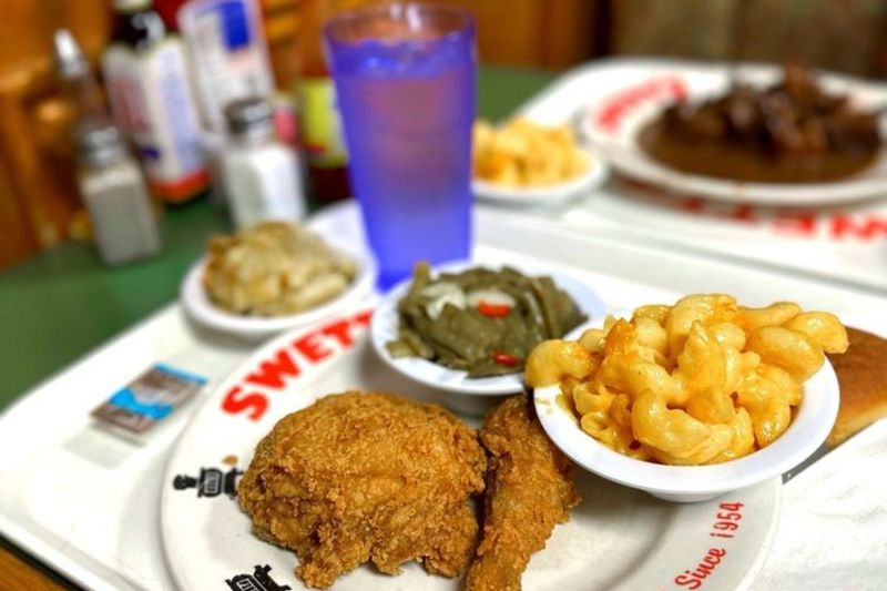 Swett's Restaurant: A Nashville Institution Since 1954