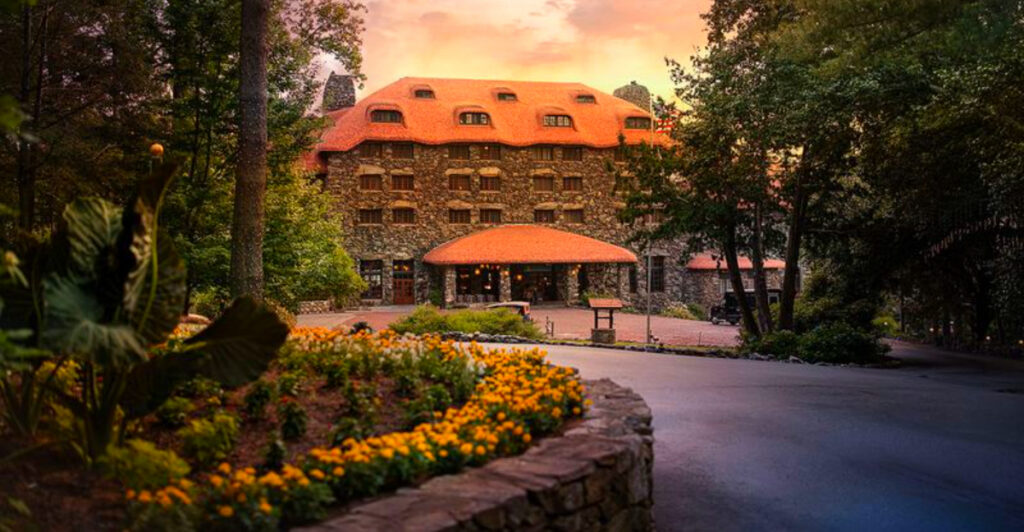 12 Best North Carolina Hotels to Stay At, According to Reviews (2025)