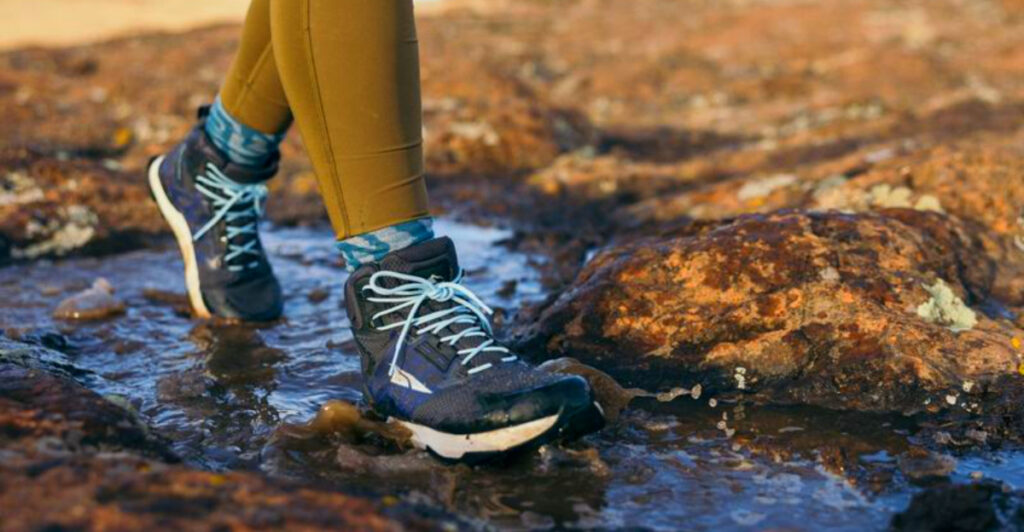 12 Best Women’s Hiking Boots for Long-Distance Treks in 2025