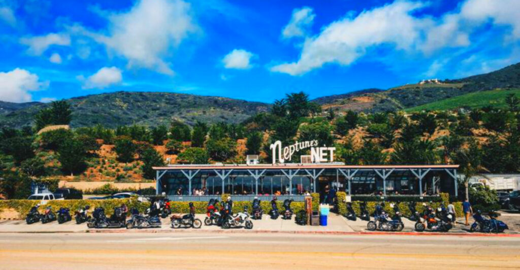 12 California Roadside Diners That Surprise Everyone