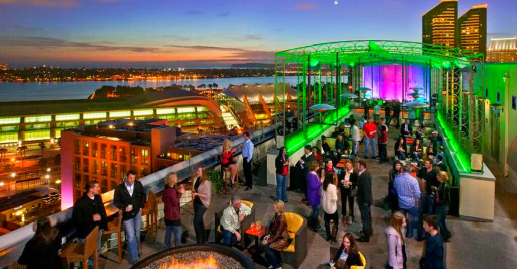 12 California Rooftops With Epic Views (and Menus) You’ll Want to Book Now