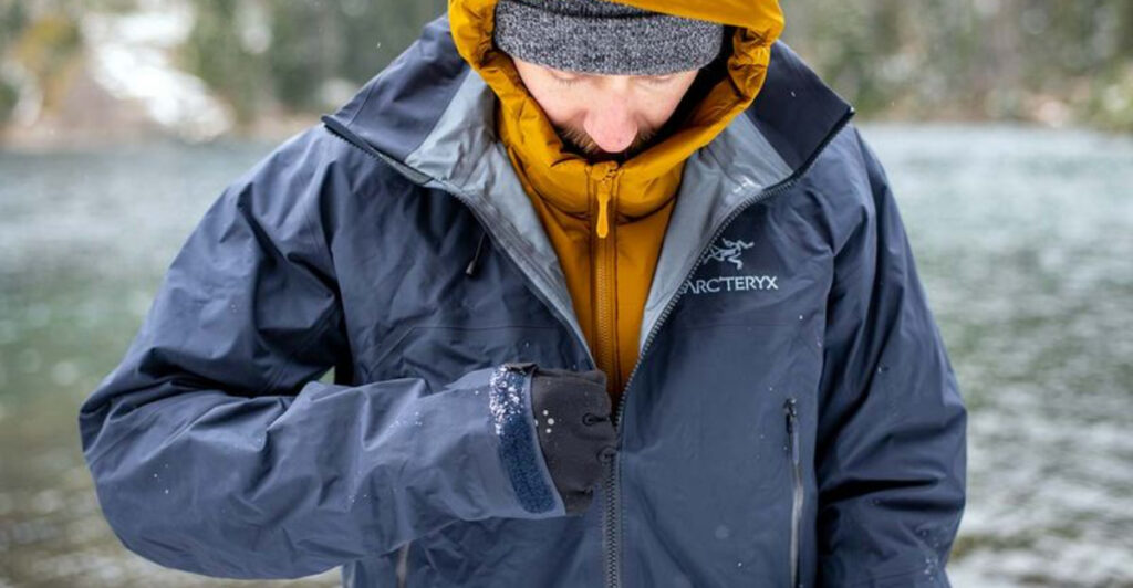 12 Reliable Hiking Jackets That Keep You Warm and Dry