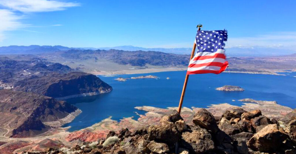 12 Short & Stunning Hikes Near Las Vegas You Can Do Today