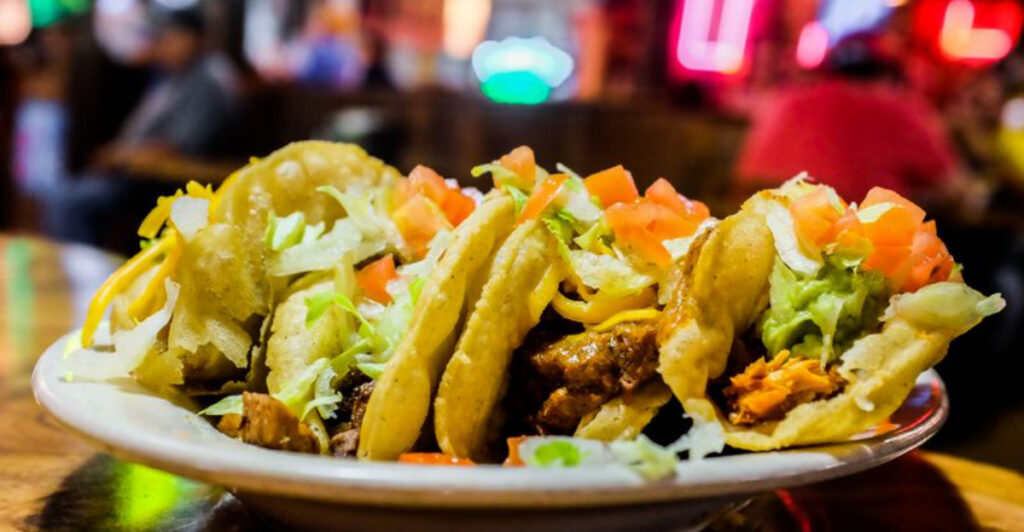 12 Texas Hole-in-the-Wall Spots Locals Say Serve Unforgettable Meals