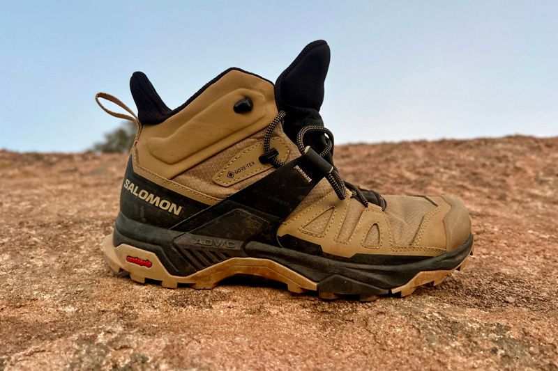 Salomon X Ultra 4 GTX (Hiking Shoes)