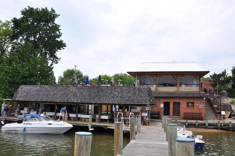 Cantler’s Riverside Inn