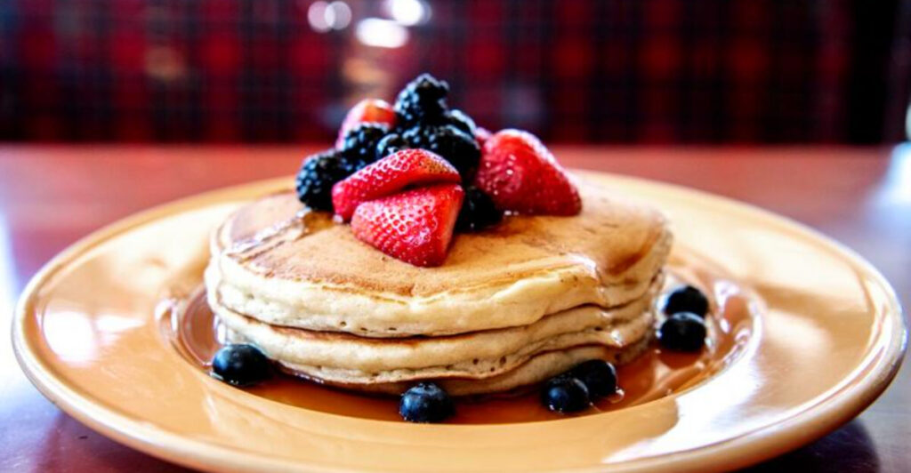 15 Affordable California Dining Spots That Locals Say Are Totally Worth It